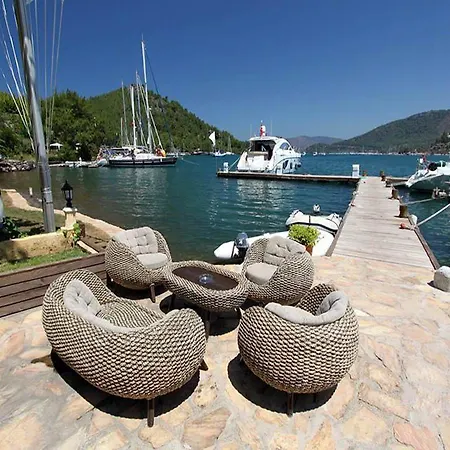 Отель Cennet Marine Yacht Club