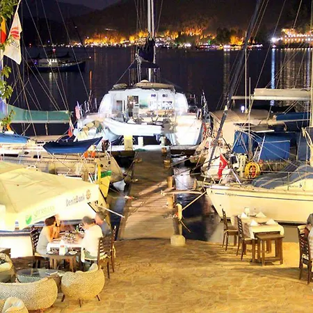Cennet Marine Yacht Club Орхание